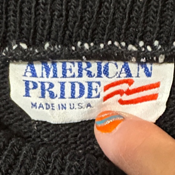 Vintage Made in the USA Black/White/Red Patterned Women's Sweater Size 20W - Picture 3 of 10